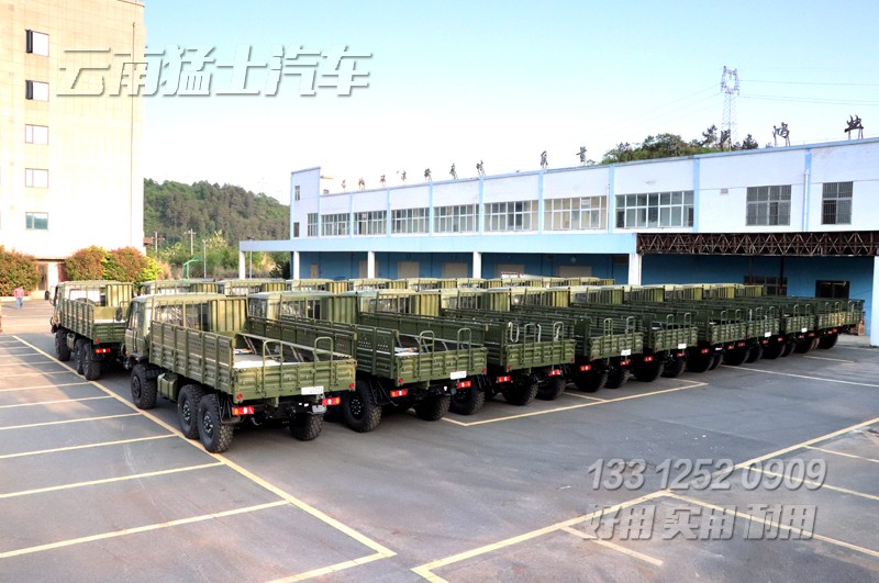 東風(fēng)卡車(chē)出口,EQ2102G,東風(fēng)六驅(qū)卡車(chē),越野卡車(chē),東風(fēng)經(jīng)典車(chē)型,3.5噸貨車(chē)