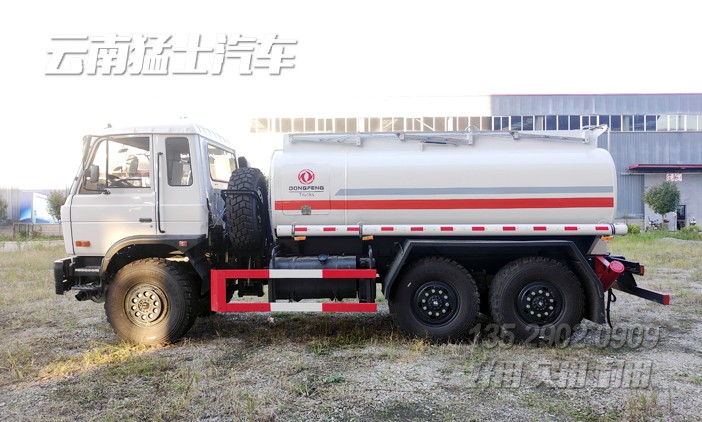 東風(fēng)六驅(qū)加運(yùn)油車,6立方加油車,東風(fēng)145罐式運(yùn)輸車,6*6加油車,越野專用車,油罐車改裝