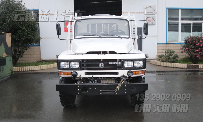 東風(fēng)六驅(qū)越野車,東風(fēng)尖頭卡車,四驅(qū)六驅(qū)長頭卡車,東風(fēng)卡車出口,EQ240,6*6越野運(yùn)輸車