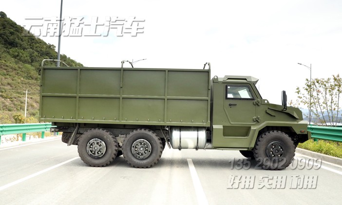 六驅(qū)裝甲車,越野運兵車,防護(hù)型裝甲車,防彈越野車,長頭運兵車,國際維和車,部隊訓(xùn)練指揮車,越野專用車,定制化出口車改裝