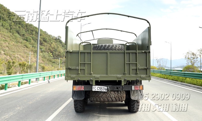 六驅(qū)裝甲車,越野運兵車,防護(hù)型裝甲車,防彈越野車,長頭運兵車,國際維和車,部隊訓(xùn)練指揮車,越野專用車,定制化出口車改裝