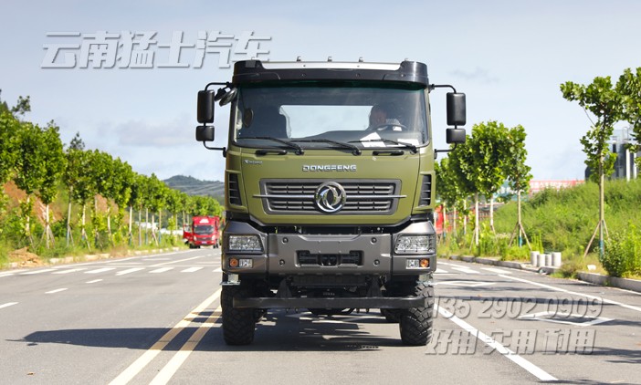三橋卡車,重型卡車底盤,340馬力底盤,長(zhǎng)途貨車底盤,駕乘感舒適,25噸專用車底盤,12.5-20人字花紋胎