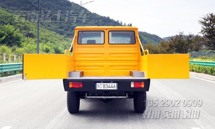 3噸卡車(chē),雙排依維柯,依維柯2045,四驅(qū)雙排貨車(chē)