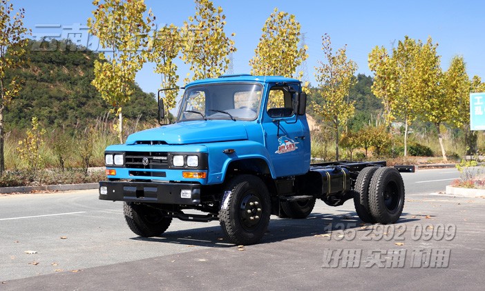 東風(fēng)長(zhǎng)頭4x2,專用車(chē)底盤(pán),專用車(chē)廠家,尖頭輕型卡車(chē),110馬力底盤(pán),底盤(pán)定制生產(chǎn)