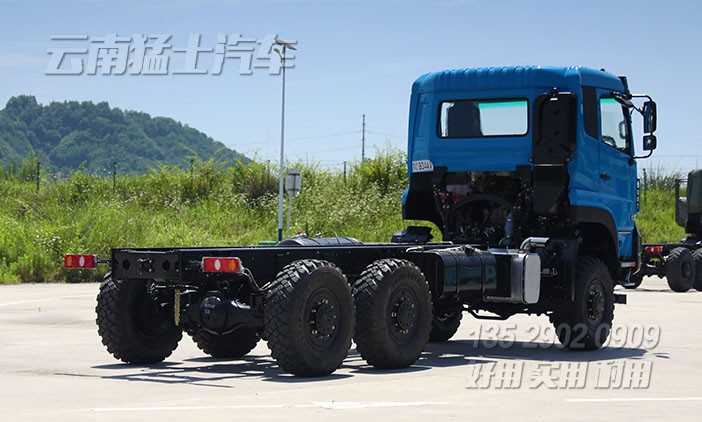 東風四驅(qū)六驅(qū),25噸越野車,六驅(qū)專用車底盤,森林山路卡車改裝